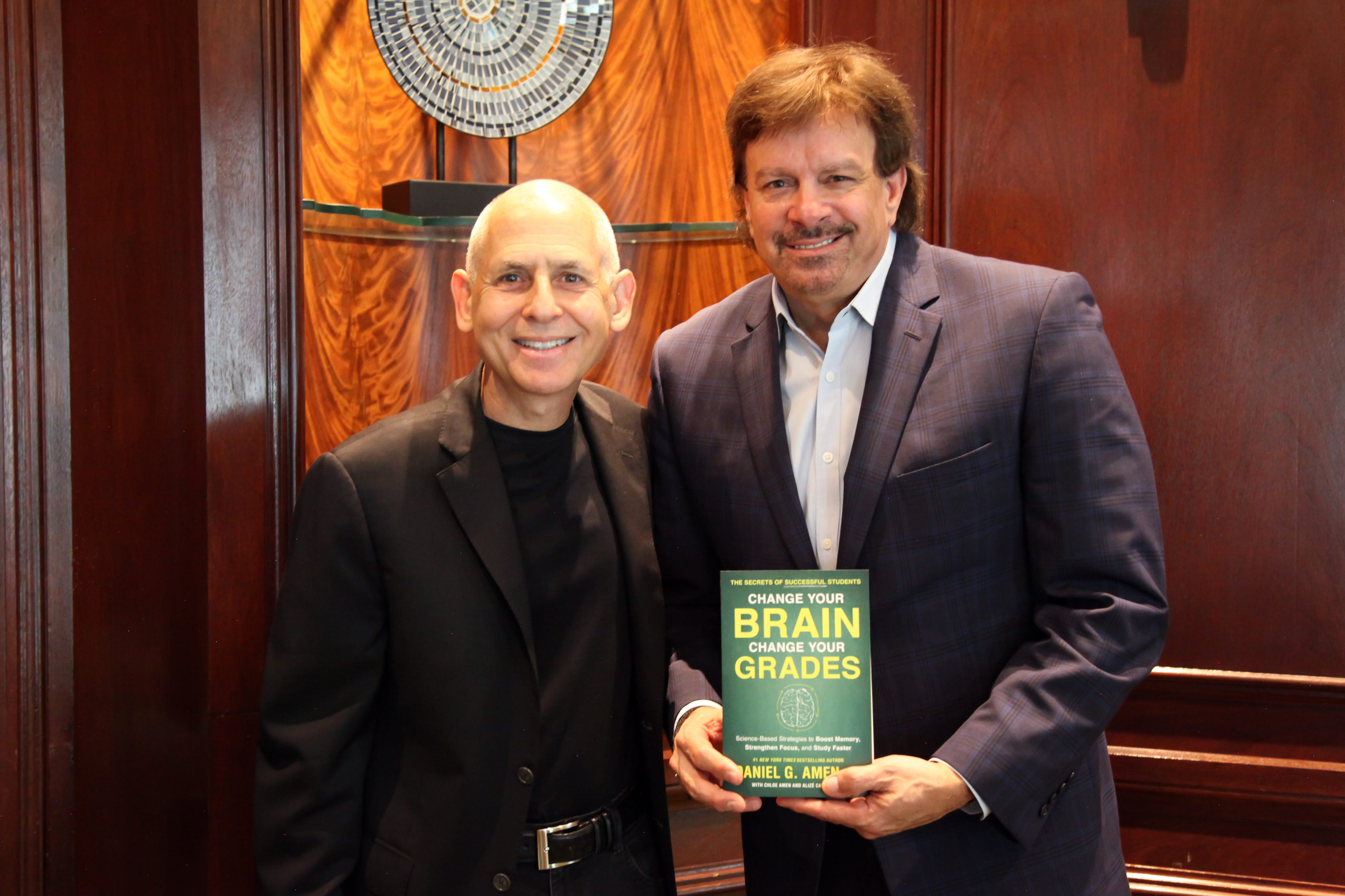 Dr. Daniel Amen Dr. Daniel Amen