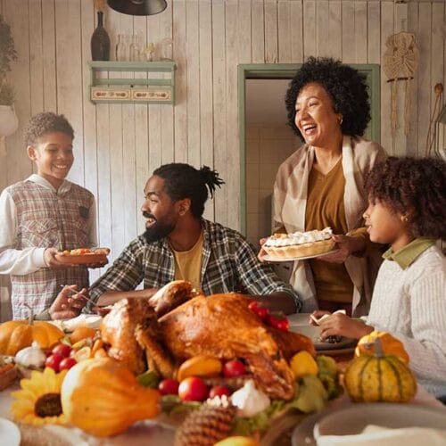 How to Have a Happy and Meaningful Thanksgiving